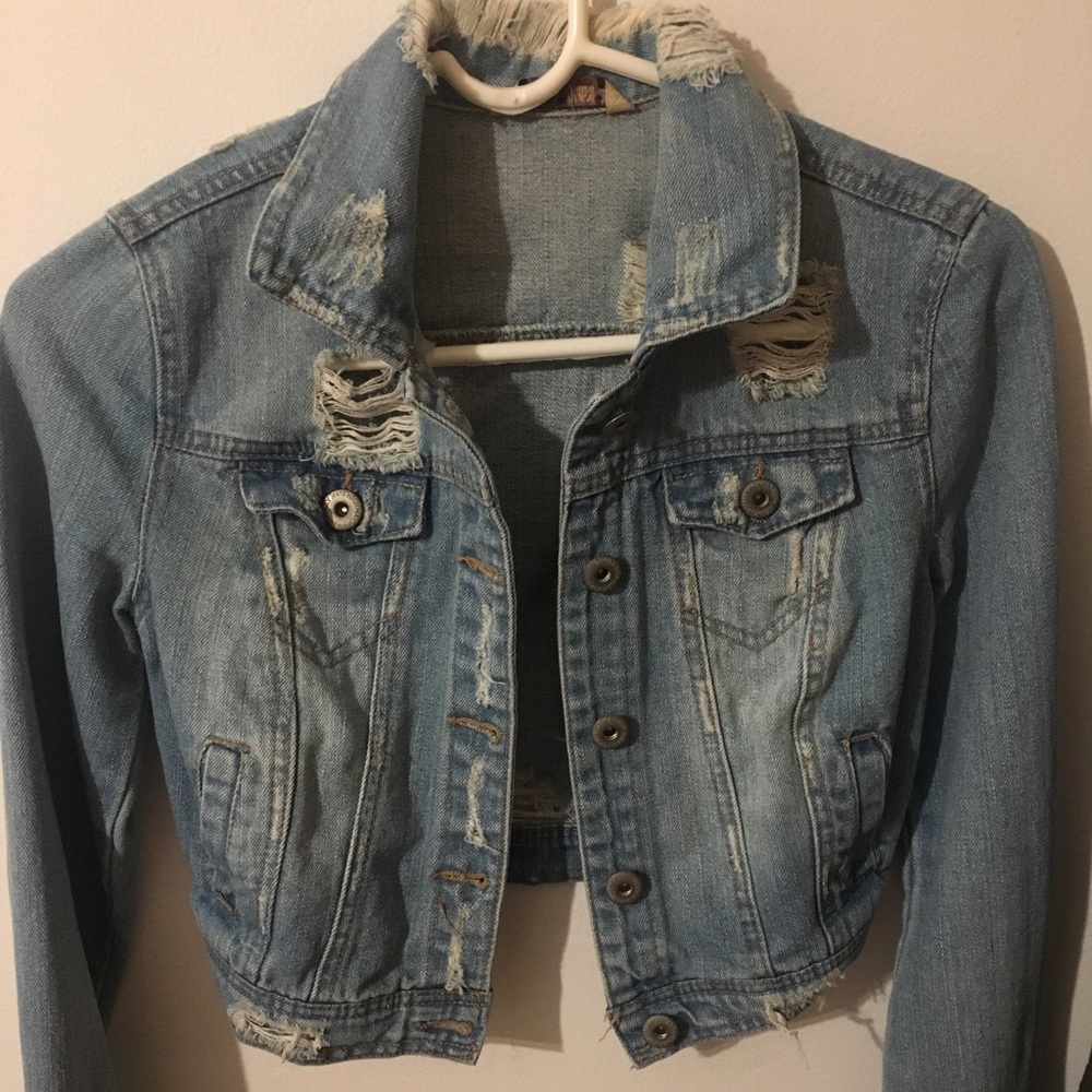 Light Wash Cropped Jean Jacket